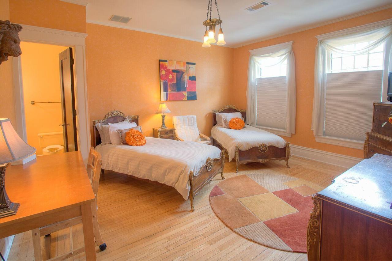 Lauerman House Inn Bed & Breakfast Marinette Extérieur photo